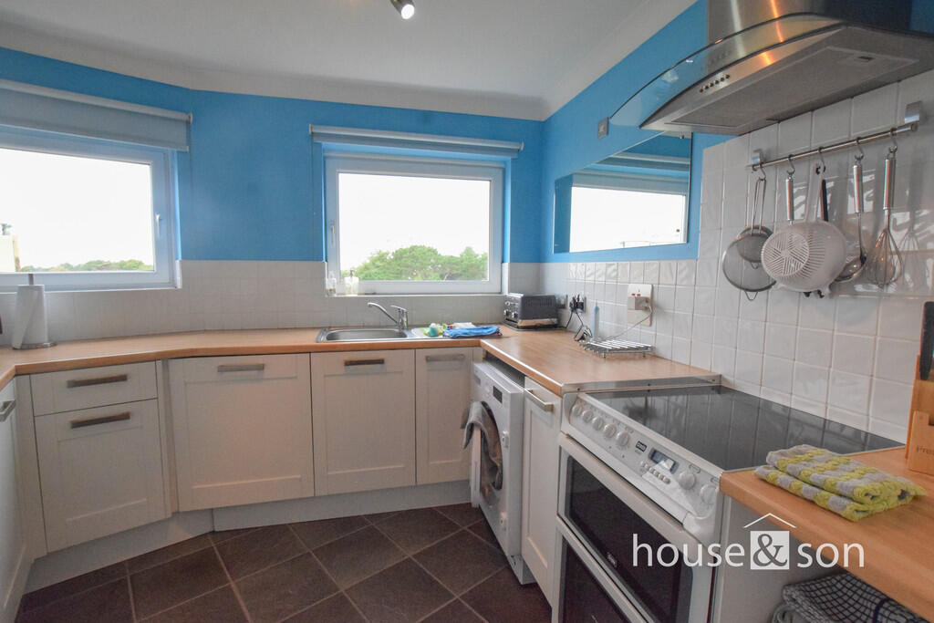Additional image 3 of Manor Road, East Cliff, Bournemouth, BH1