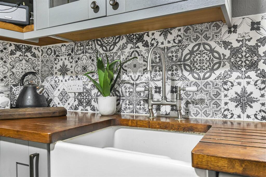 Additional image 8 of London Road, Saffron Walden