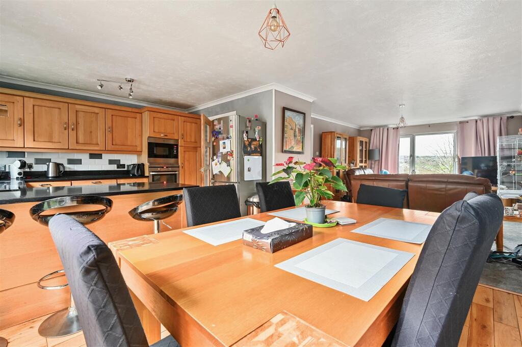 Additional image 7 of New Barn Close, Portslade