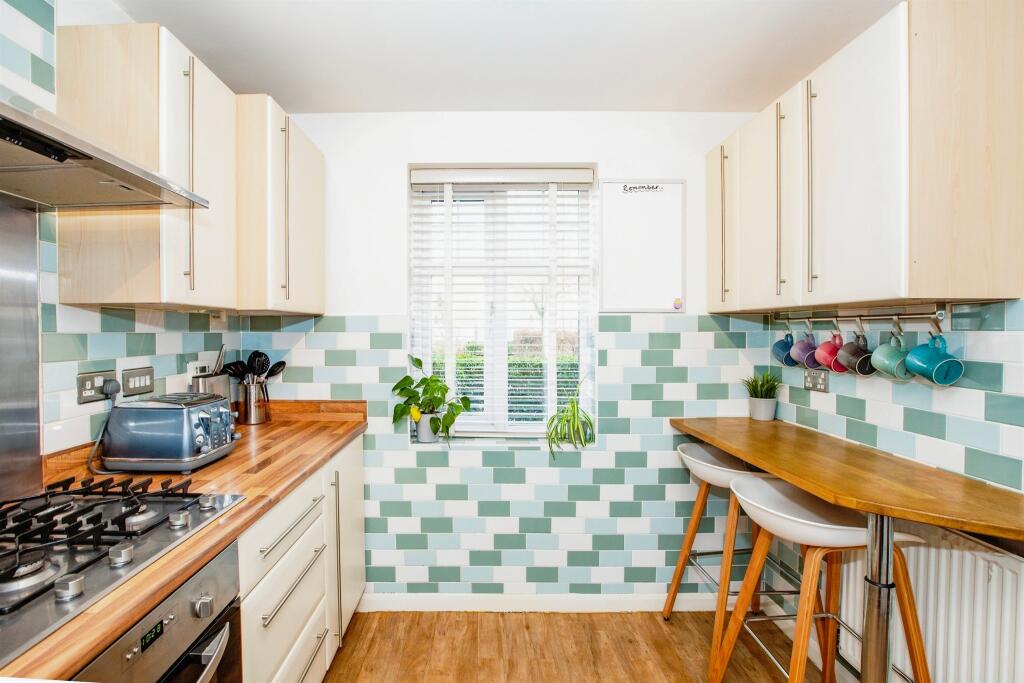 Additional image 3 of Summers Hill Drive, Papworth Everard, Cambridge