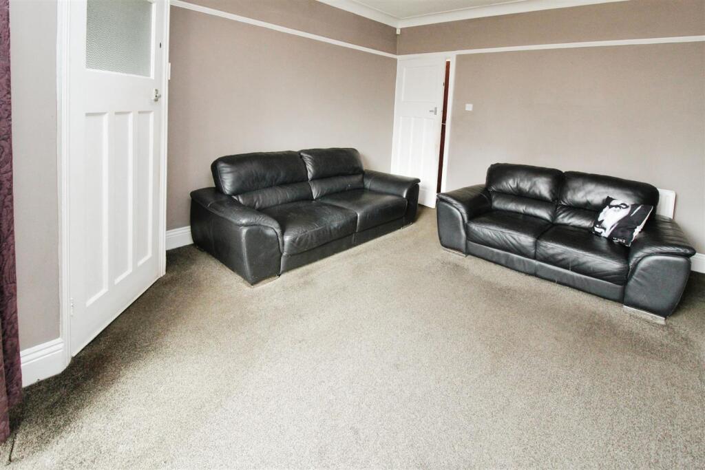 Additional image 6 of Briarwood Crescent, Bradford, BD6 1SD