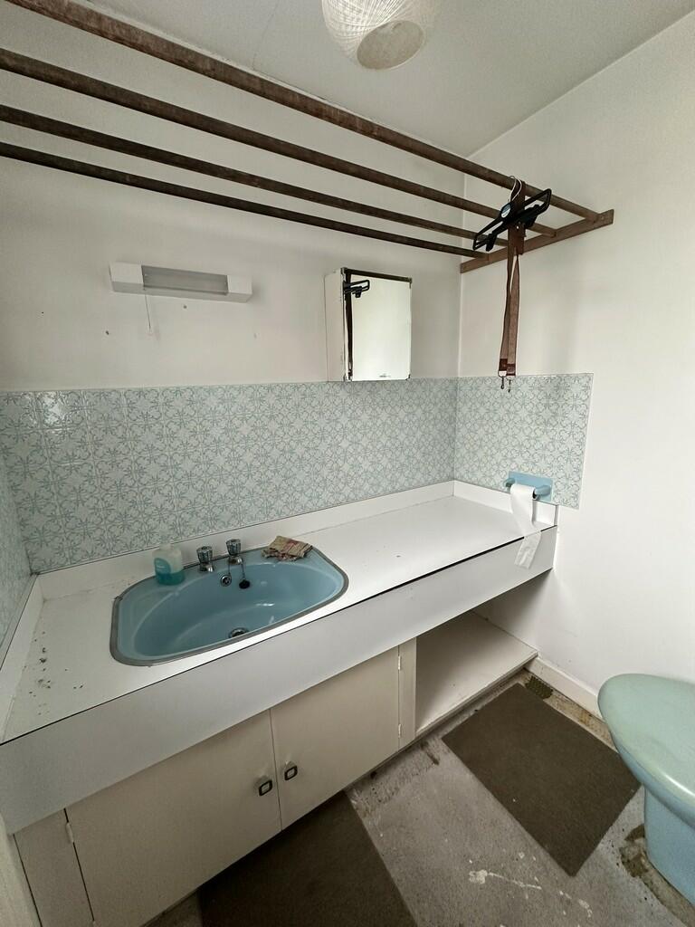 Additional image 16 of Camlann, Banks