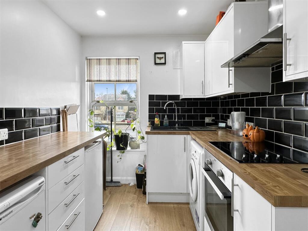 Additional image 3 of Green End Road, Cambridge