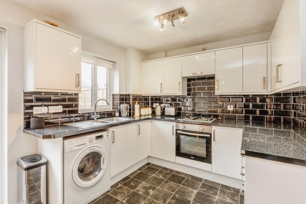 Additional image 4 of Pennycress, Weston-super-Mare, Somerset, BS22