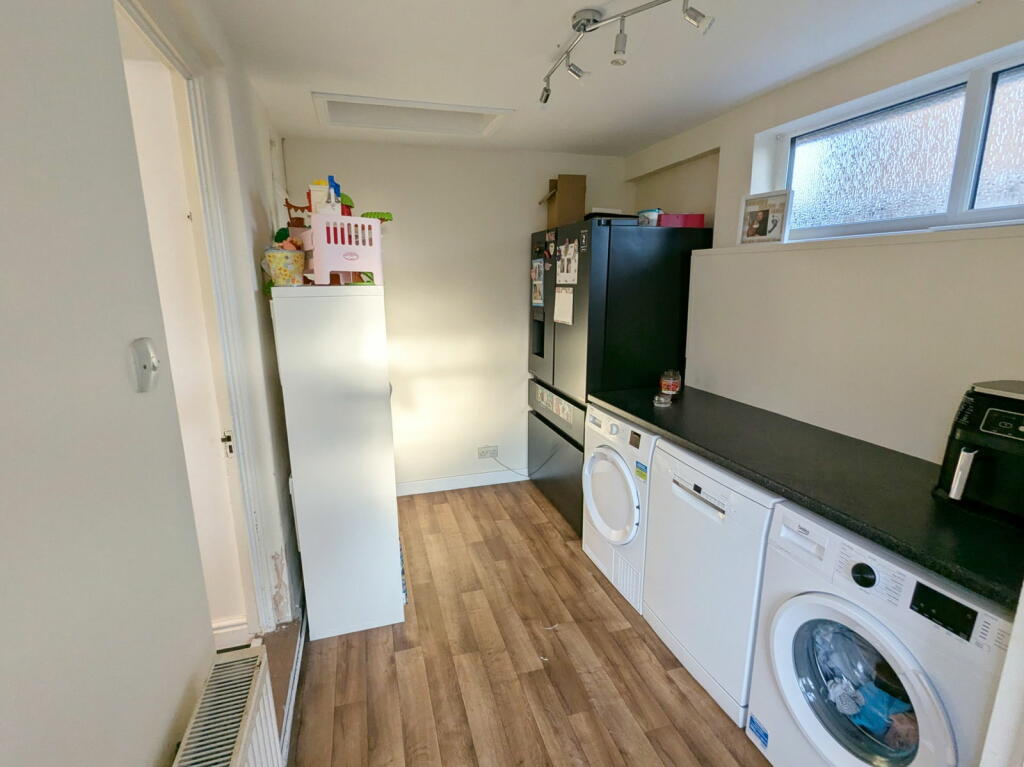 Additional image 8 of Kingfield Road, Shirley