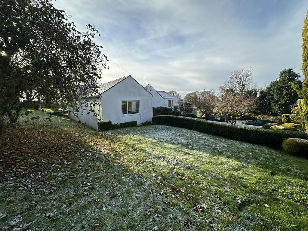 Additional image 28 of Camlann, Banks