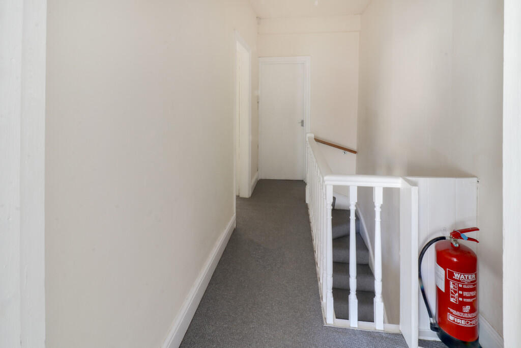 Additional image 17 of Triangle North