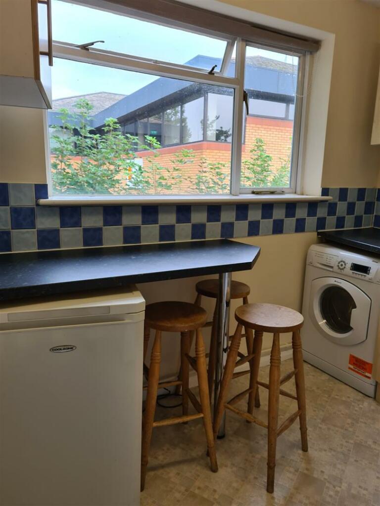 Additional image 6 of Room 3, 51 Cherry Hinton Road, Cambridge, CB1 7BS