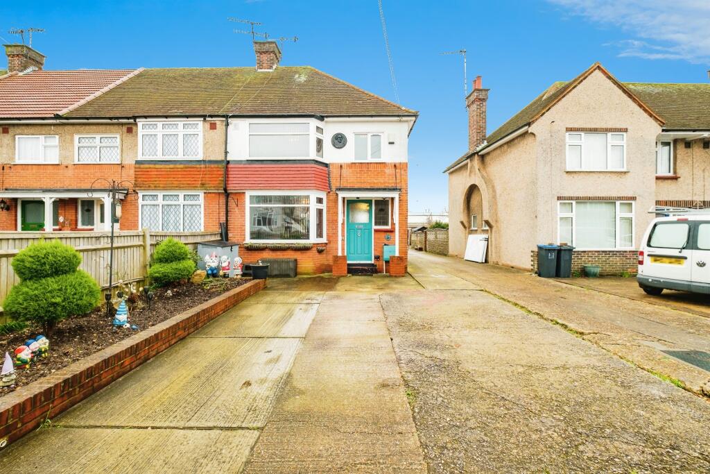 King Edward Avenue, Worthing