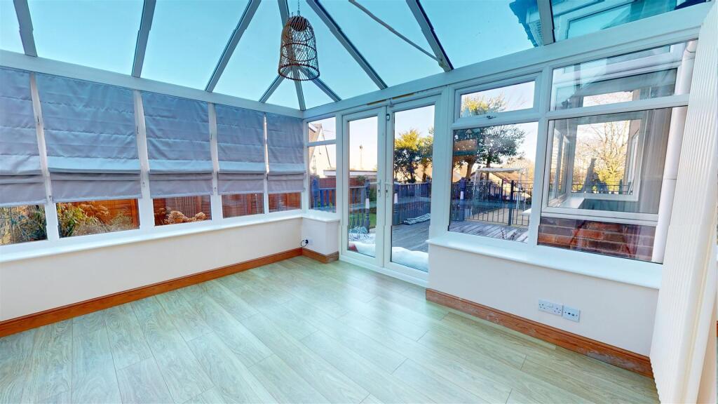 Additional image 7 of The Avenue, Clayton, Bradford