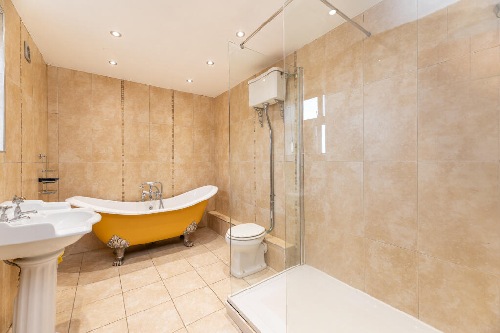 Additional image 13 of Keighley Road, Denholme, Bradford, West Yorkshire, BD13