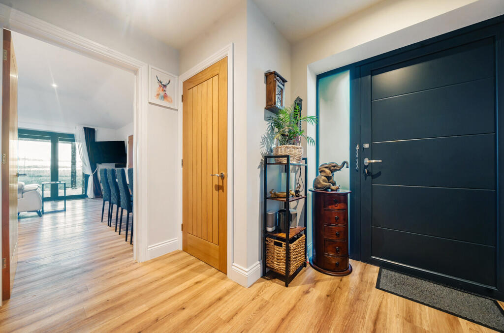 Additional image 7 of Clement Close, Clavering, Saffron Walden, Essex, CB11