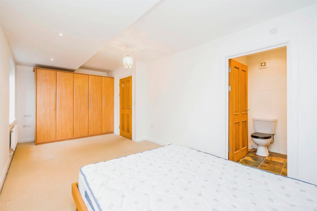 Additional image 9 of Romilly Crescent, Cardiff