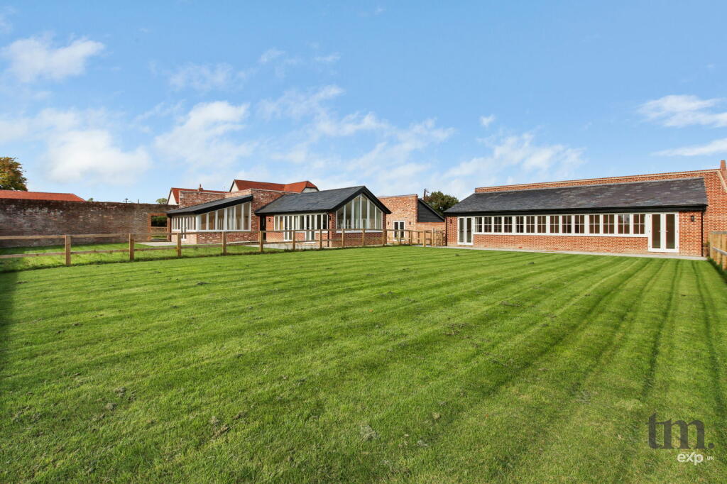Additional image 12 of Wood Hall, Arkesden, Saffron Walden, CB11 4HA