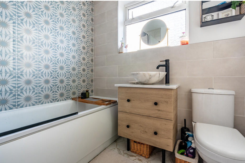 Additional image 15 of Queensholm Drive, Bromley Heath