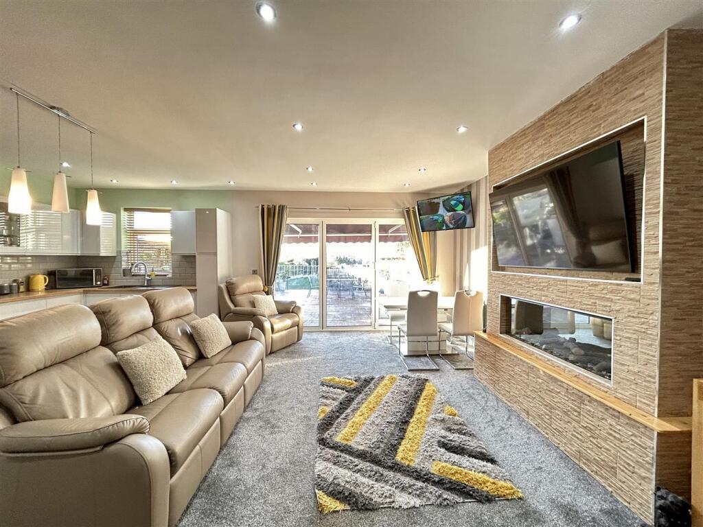 Additional image 7 of Bromsgrove Road, Hunnington, Halesowen