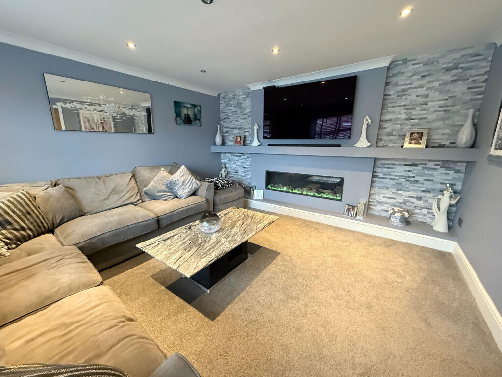 Additional image 11 of Willowbank Road, Knowle