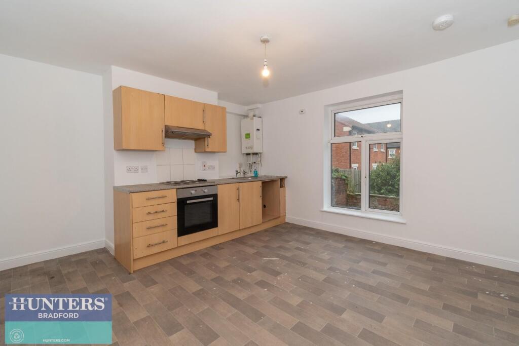 Additional image 5 of (TN) - HOUSE - Huddersfield Road Wyke, Bradford, West Yorkshire, BD12 8NB