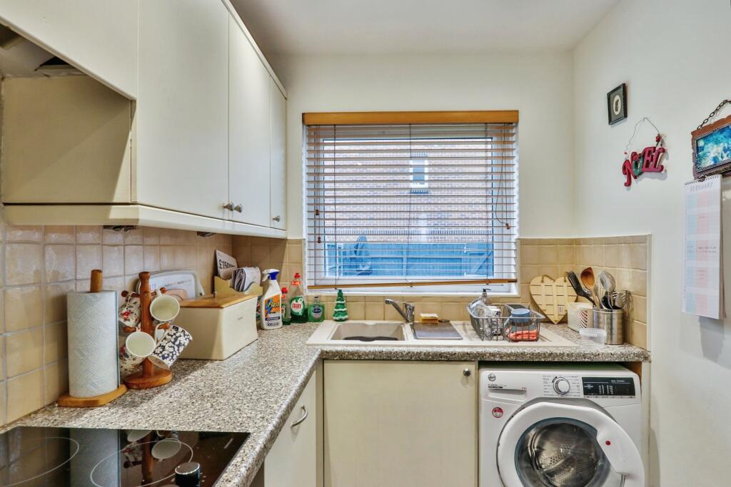 Additional image 6 of Bredy Close, West Canford Heath, Poole Dorset, Dorset, BH17