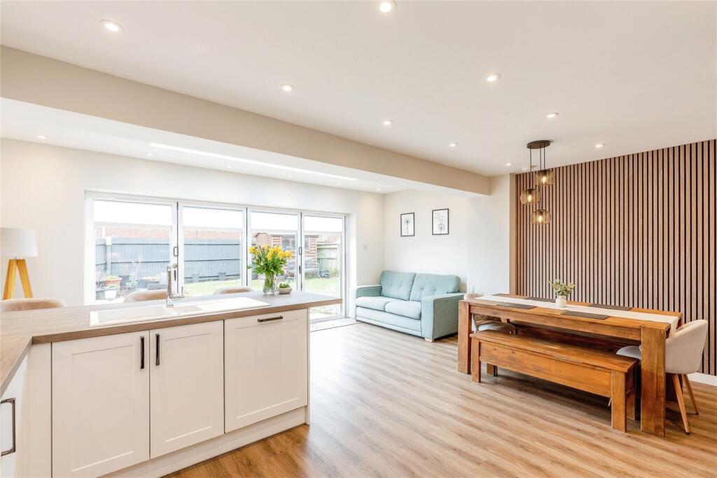 Additional image 6 of Sophia Gardens, Weston-super-Mare, Somerset, BS22