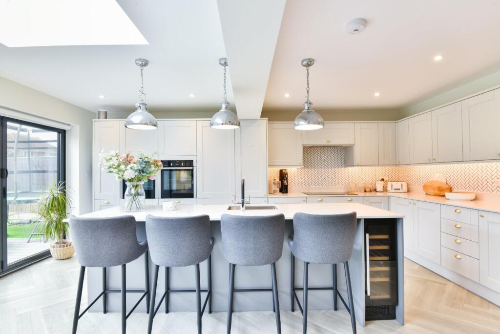 Additional image 18 of Falcon Close, Shoreham Beach, West Sussex, BN43