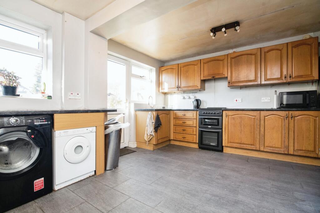 Additional image 8 of Howley Grange Road, Halesowen, B62