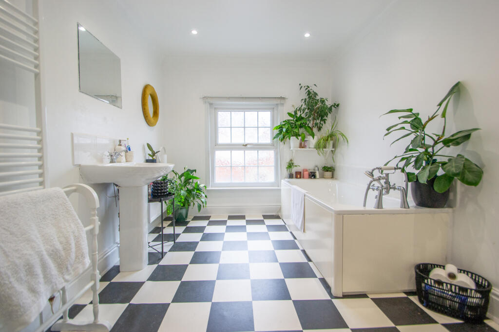 Additional image 24 of Hamlet Road, Haverhill