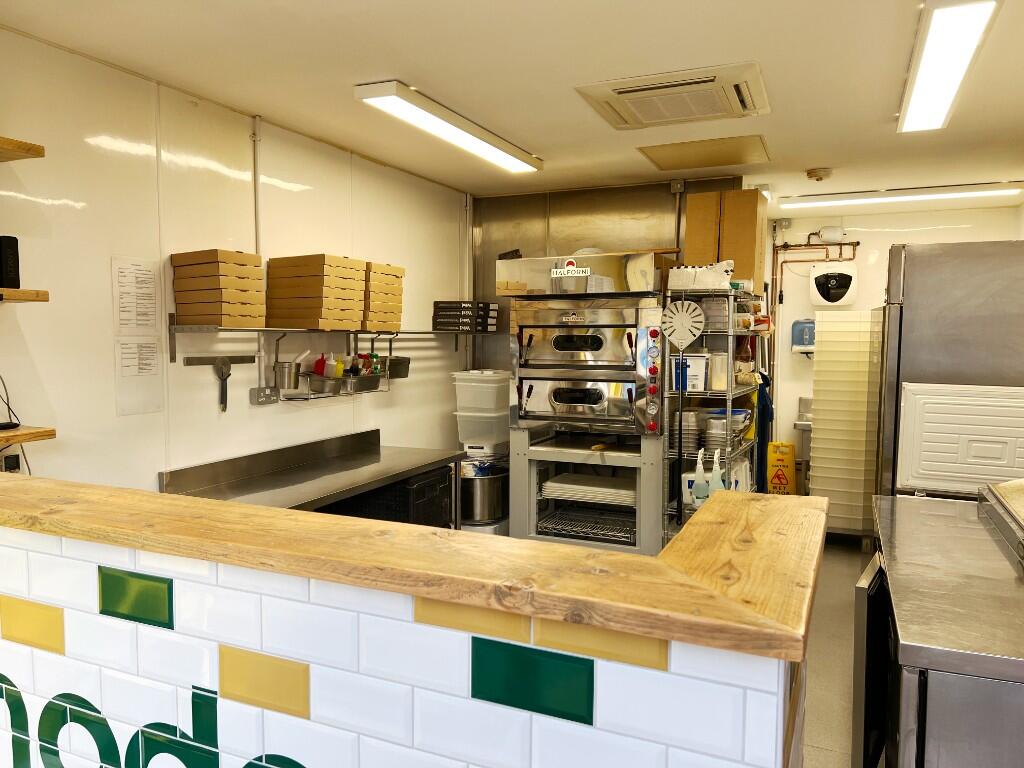 Additional image 4 of 124 Whitchurch Road, Cardiff, CF14 3LZ