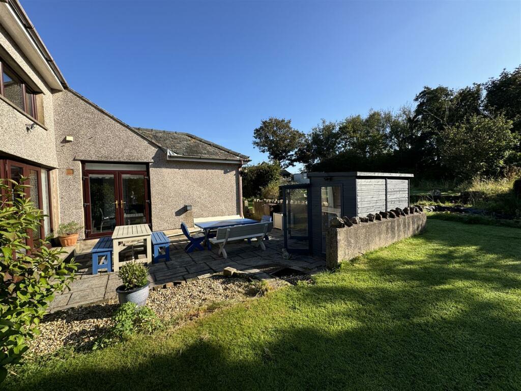 Additional image 31 of Sandwith