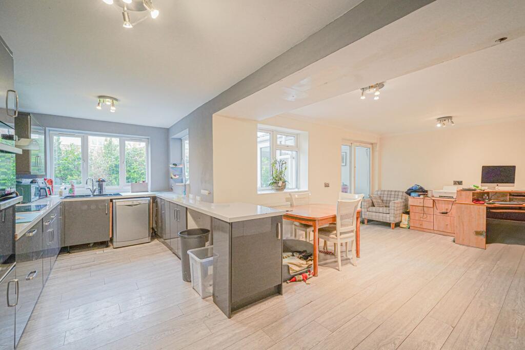 Additional image 2 of Landor Road, Knowle, B93