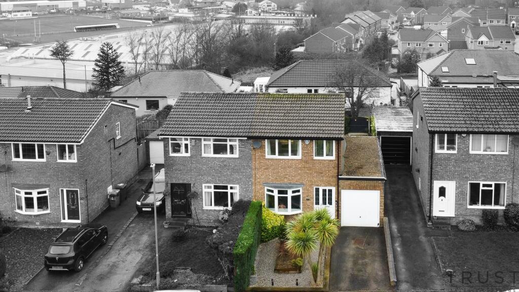 Additional image 35 of Links Avenue, Cleckheaton