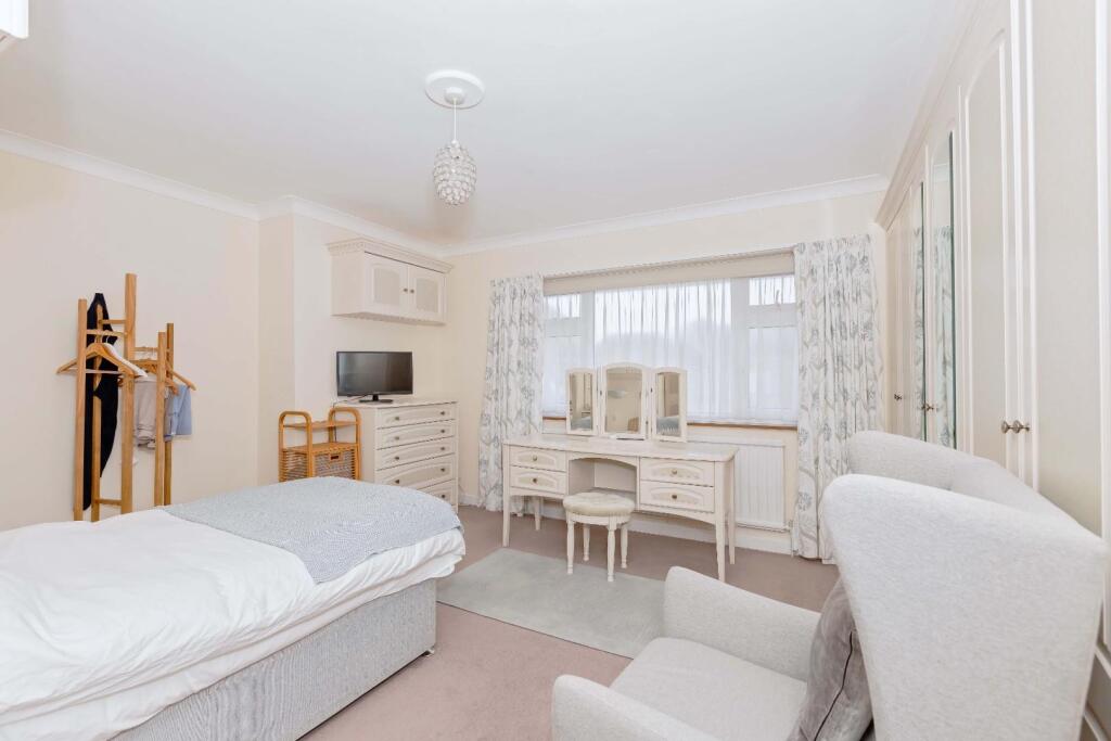 Additional image 5 of Seafield Avenue, Goring-By-Sea