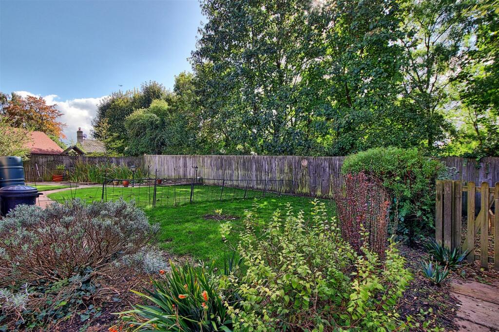 Additional image 25 of Orchard Close, Swaffham Prior, Cambridgeshire