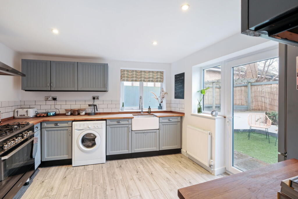 Additional image 2 of Golden Cross Lane, Catshill, Bromsgrove, B61 0LG