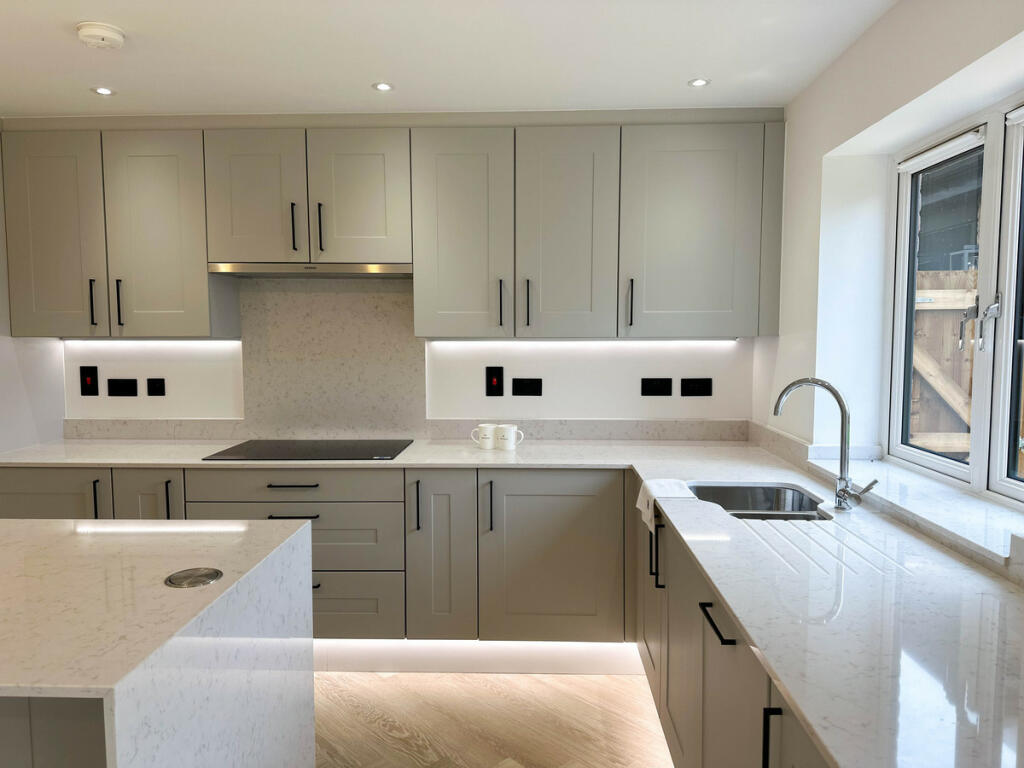 Additional image 18 of Hayfield Lodge, New Road, Over, CB24