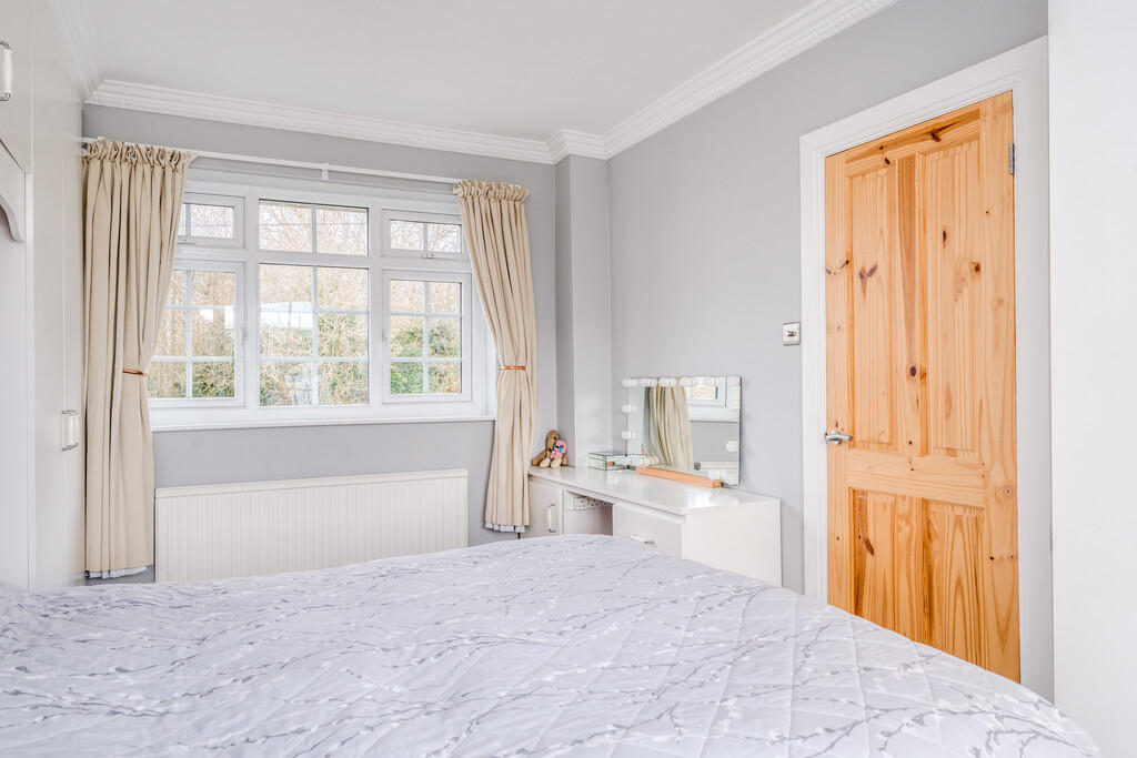 Additional image 10 of Stoney Croft, Little Gomersal