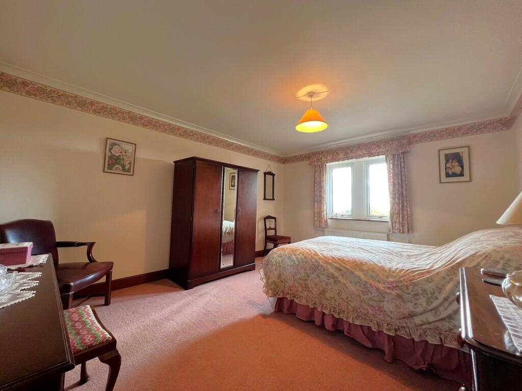 Additional image 23 of Warnell, Welton