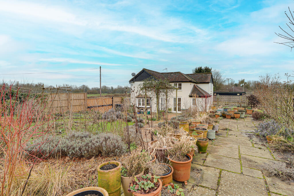 Additional image 25 of Barley Mow Lane, St. Albans, Hertfordshire, AL4