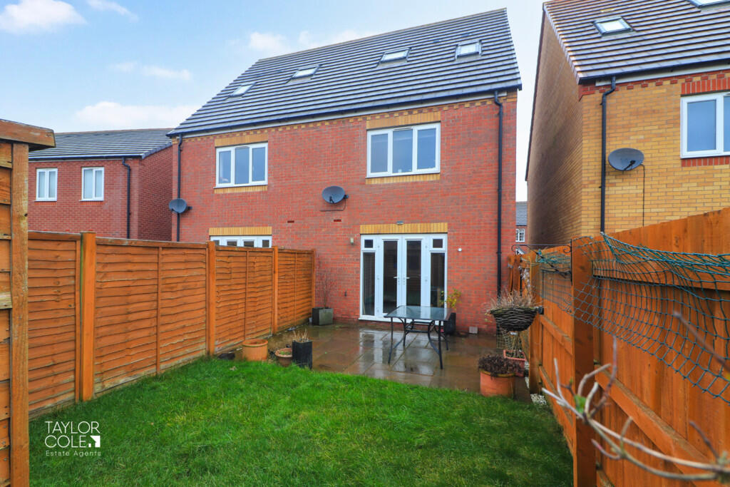 Additional image 20 of Grinham Avenue, Polesworth