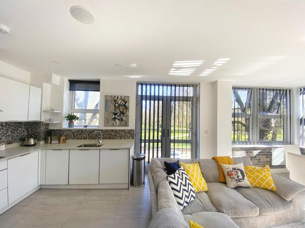 Additional image 13 of Cathedral Road, Cardiff