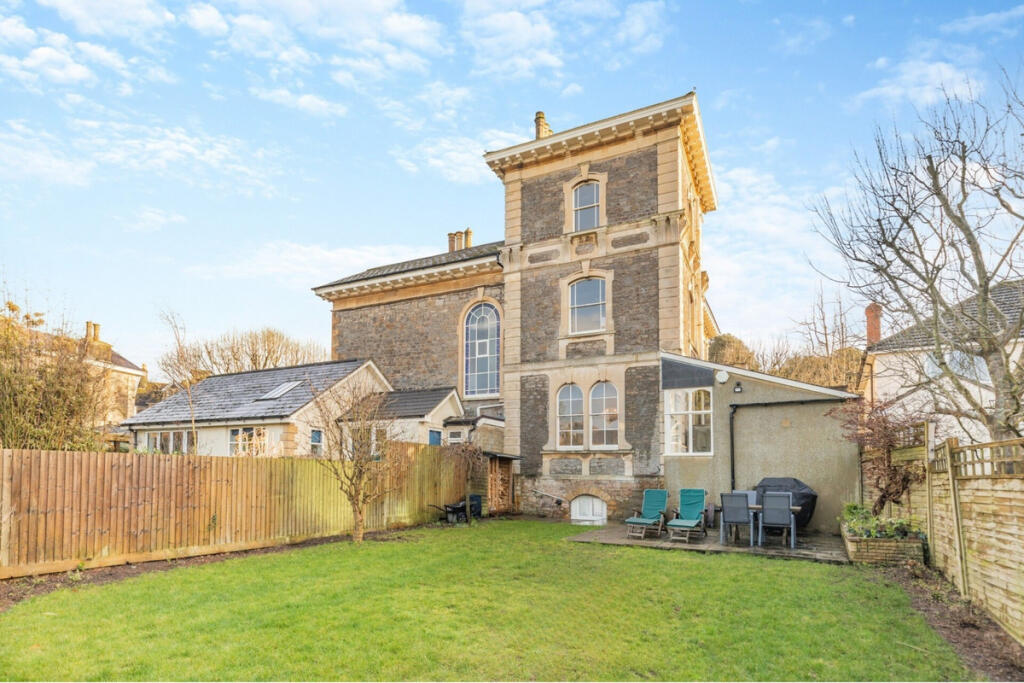 Additional image 36 of Albert Road, Clevedon, BS21