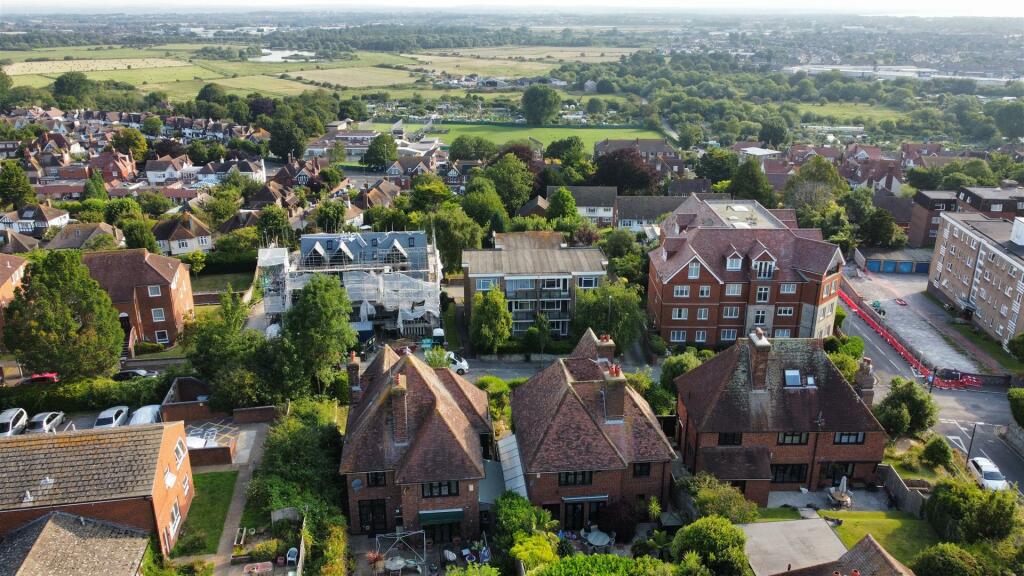 Additional image 33 of Carew Road, Eastbourne