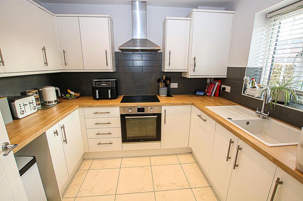 Additional image 14 of Valley Way, Newmarket