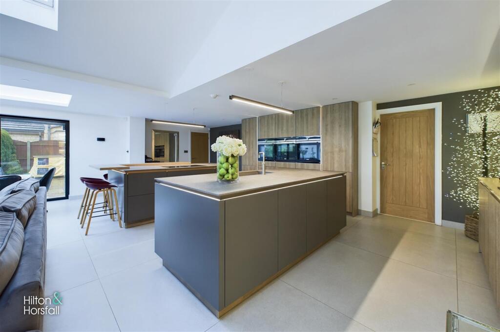 Additional image 7 of Clover Crescent, Burnley