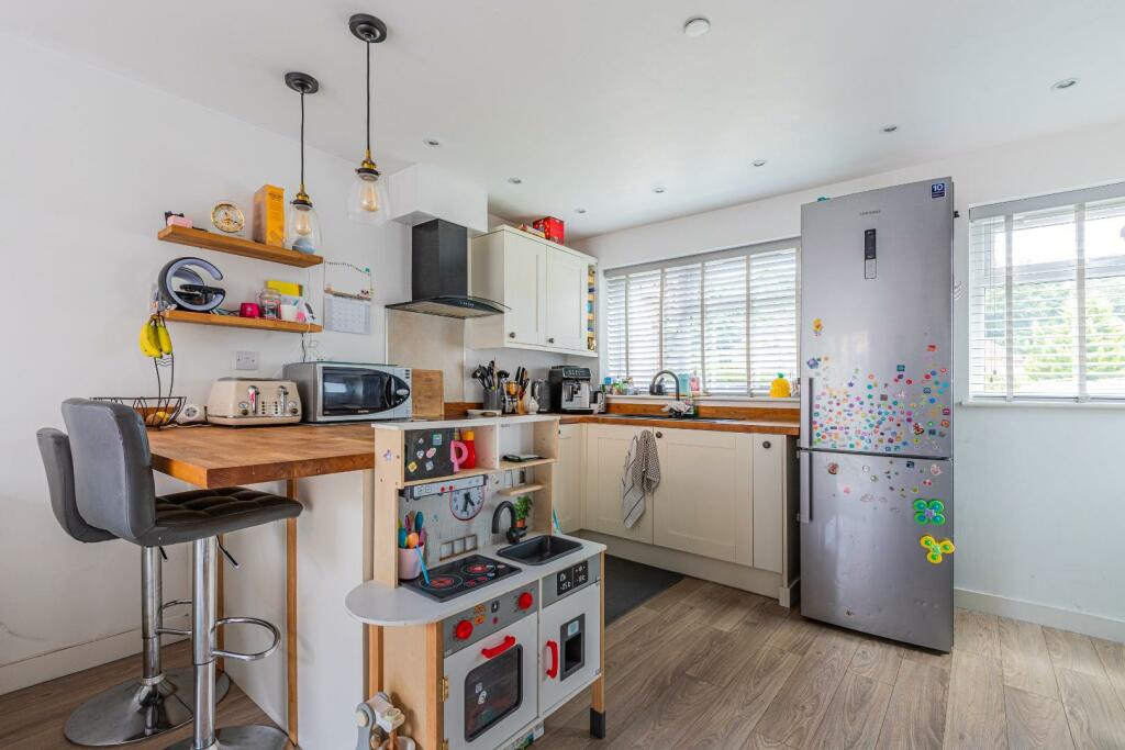 Additional image 4 of Lilburne Close, Pontprennau, Cardiff
