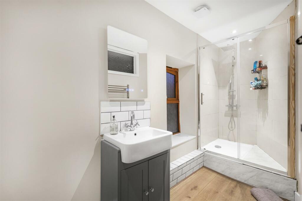 Additional image 15 of Anne Sucklings Lane, Little Wratting, Haverhill