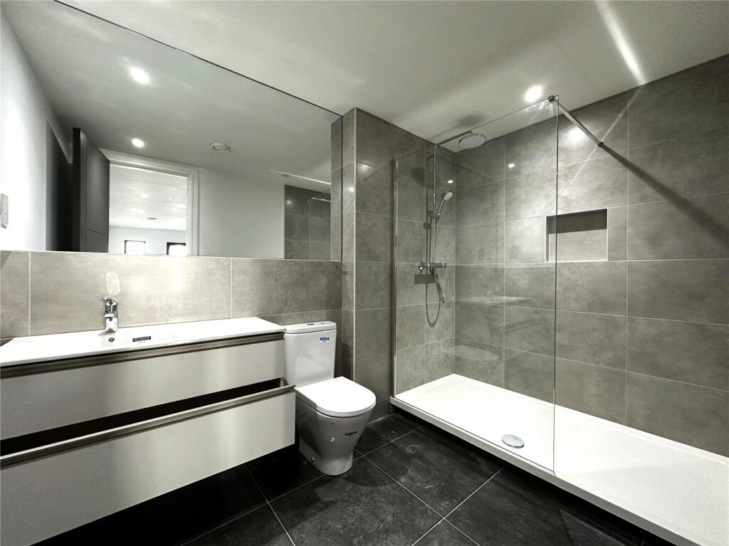 Additional image 6 of Park Place, Cardiff, CF10