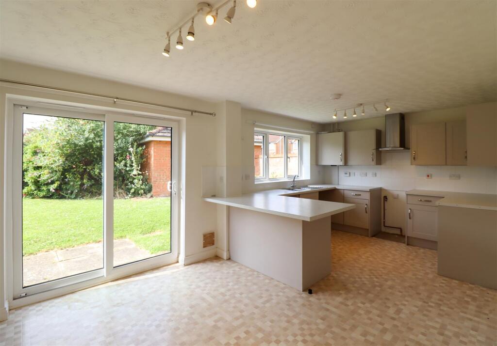 Additional image 17 of Hertford Close, Ely