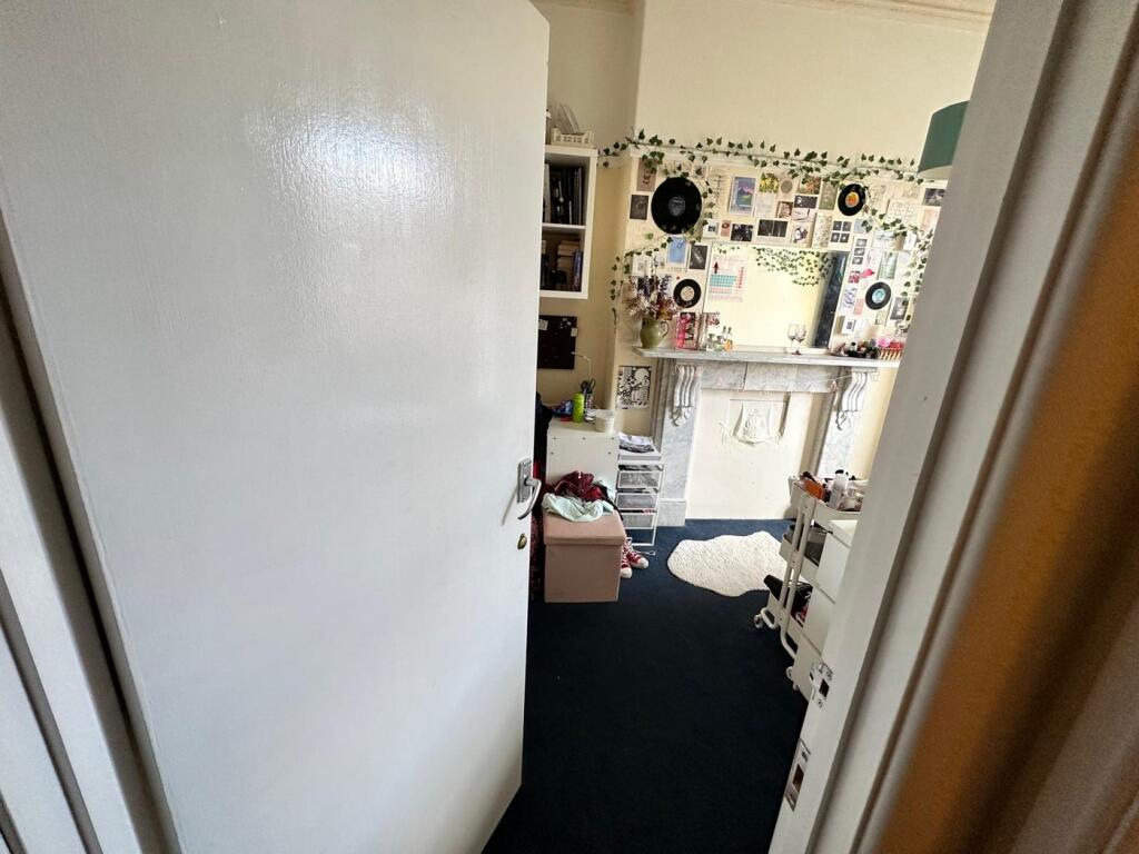 Additional image 3 of Warwick Road, Bristol