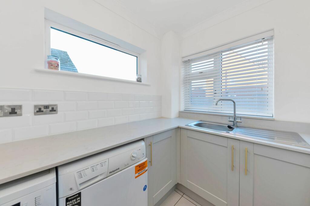 Additional image 7 of The Drift, Exning, CB8